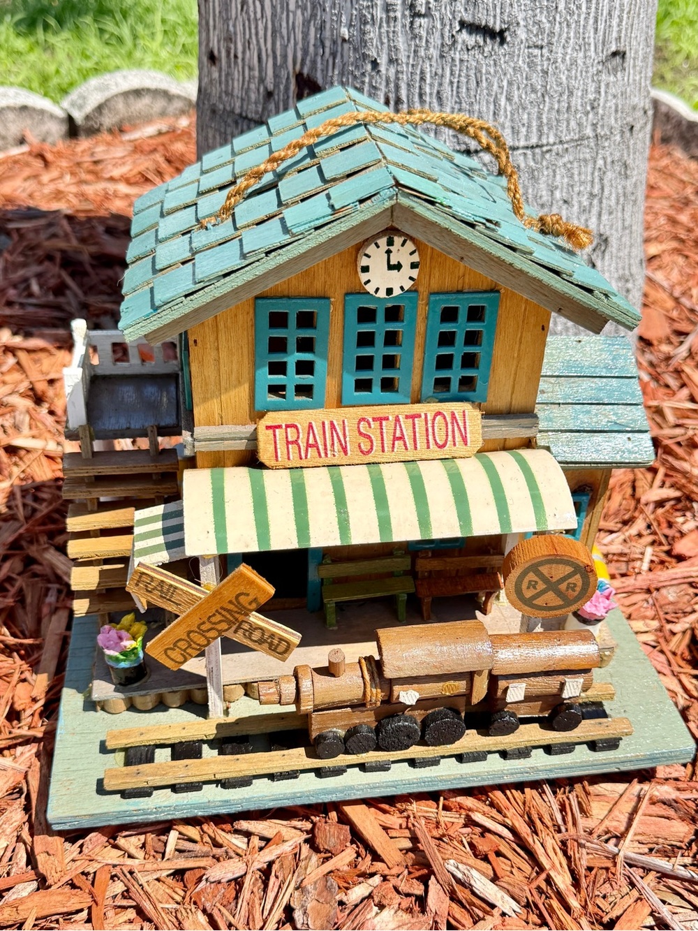 Train-Station Wooden Depot Yard Decor Birdhouse 10 x 10 x 8” Very Nice!